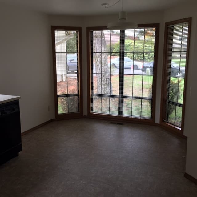 Beaverton House: 17545 NW Woodmere Court
