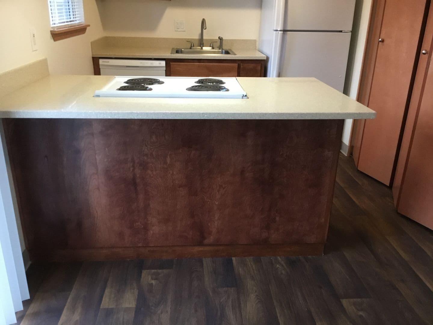 Aloha Apartment: 18850 SW Farmington Rd.