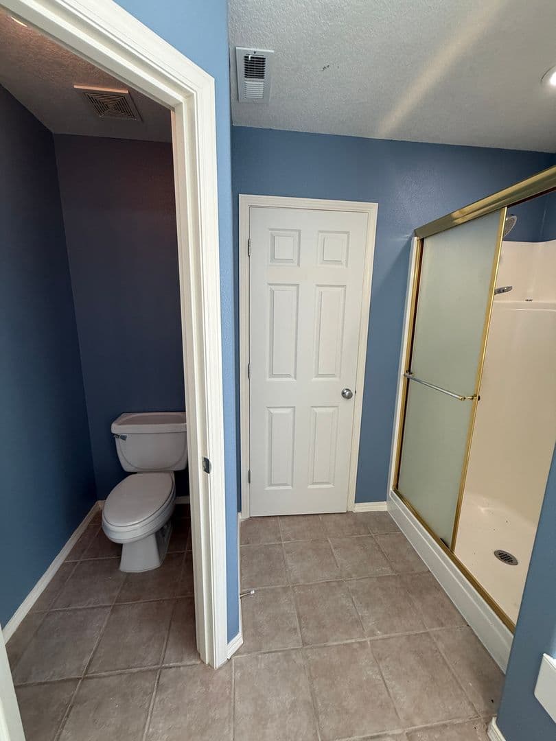 Portland House: 12540 NW Brimpton Court