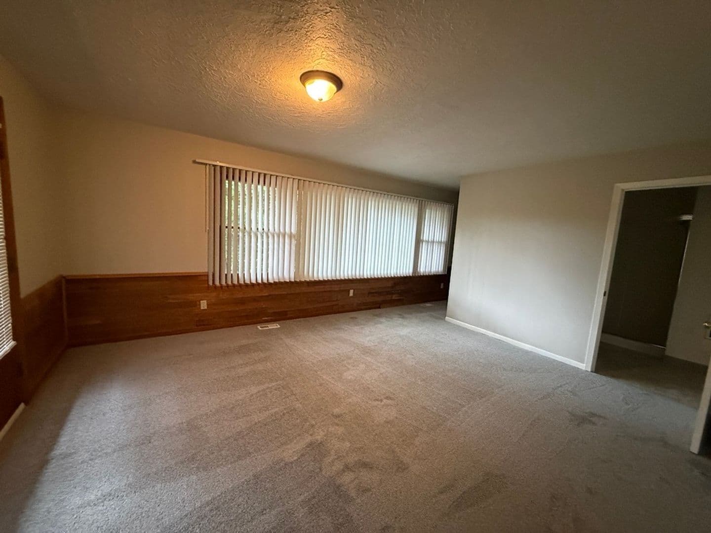 Portland House: 6542 SW Seymour Street