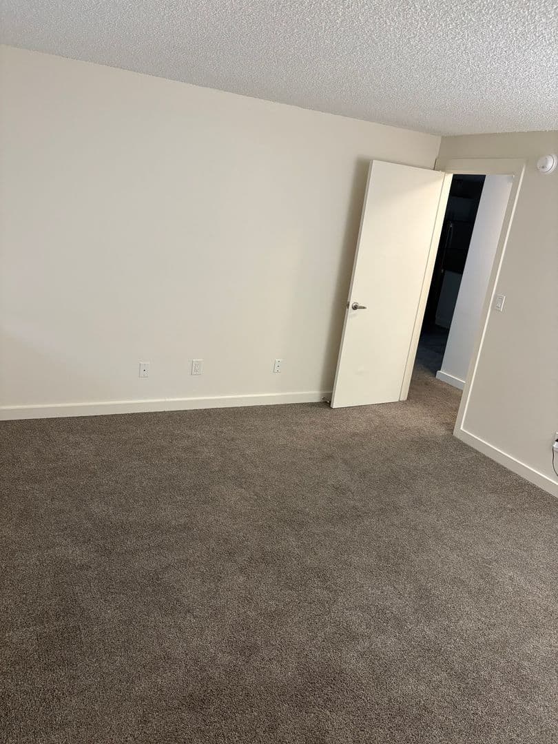 Tigard Apartment: 7582 SW Hunziker Road