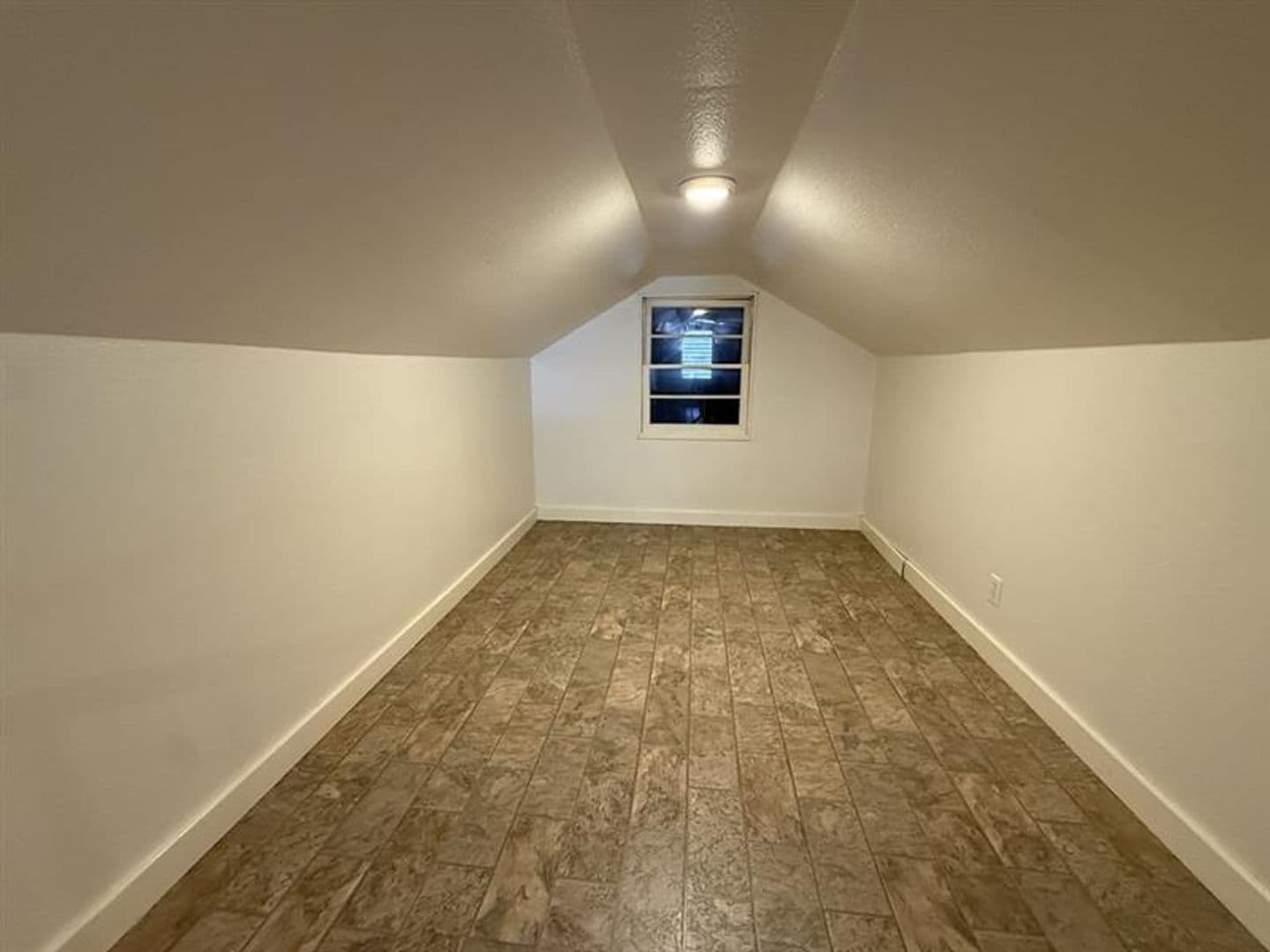 Hillsboro House: 4429 SE Witchhazel Road