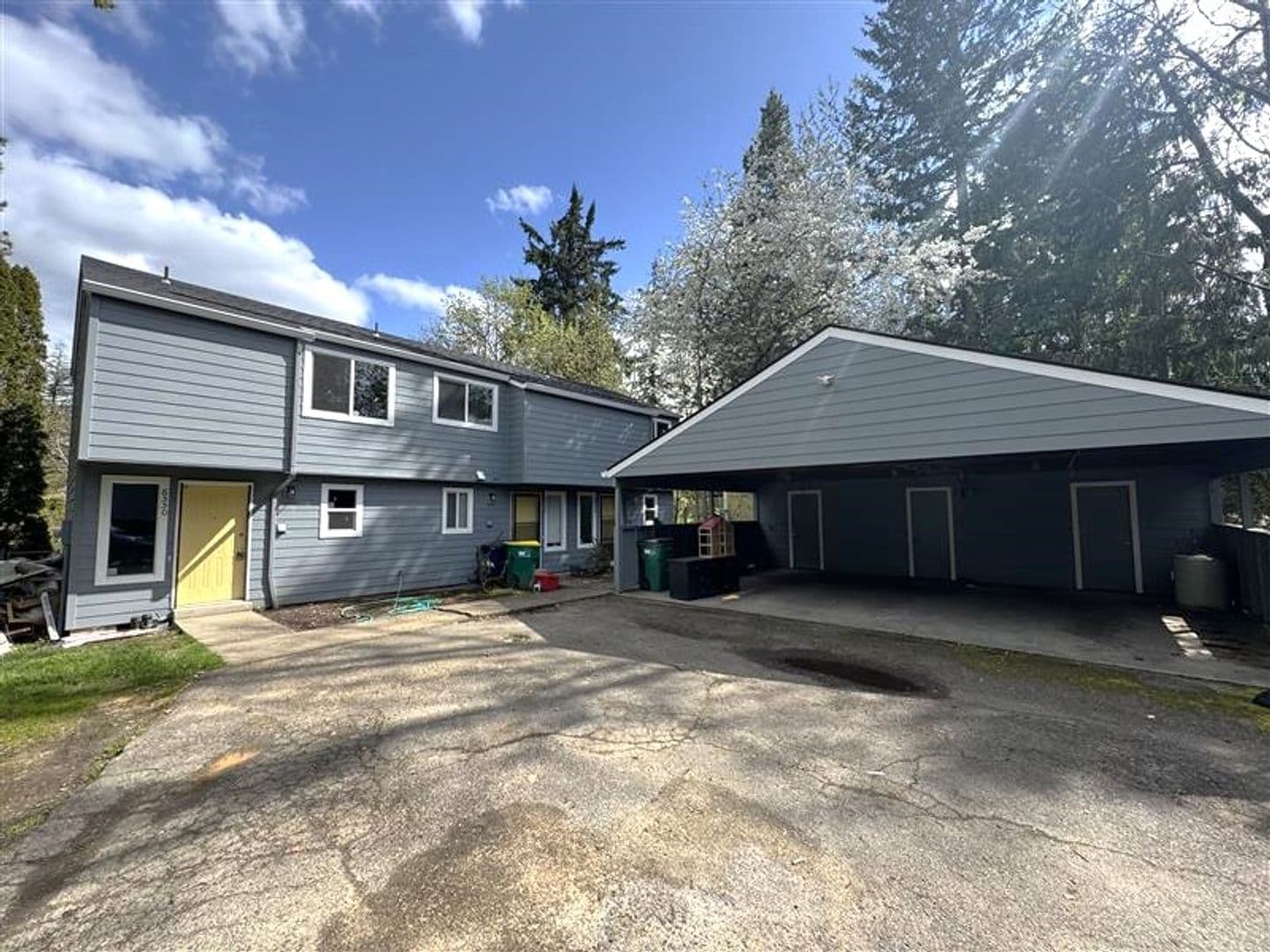 Beaverton House: 6552 SW 192nd Avenue