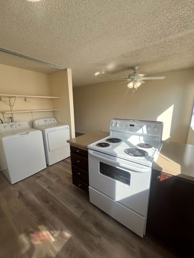 West Linn Apartment: 1777 Maple Street