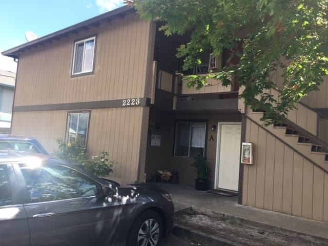 Forest Grove Condo: 2223 Hawthorne Street