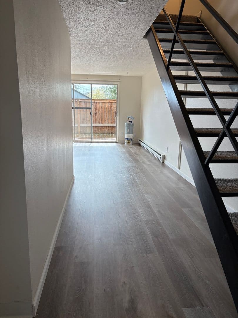 Tigard Apartment: 11575 SW Greenburg Rd. - 20