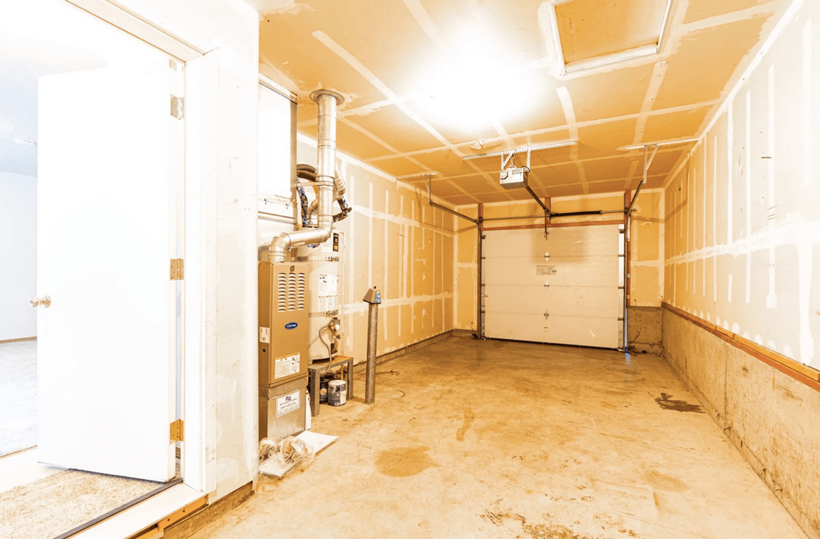 Milwaukie Apartment: 18304 SE Abernethy Ln.