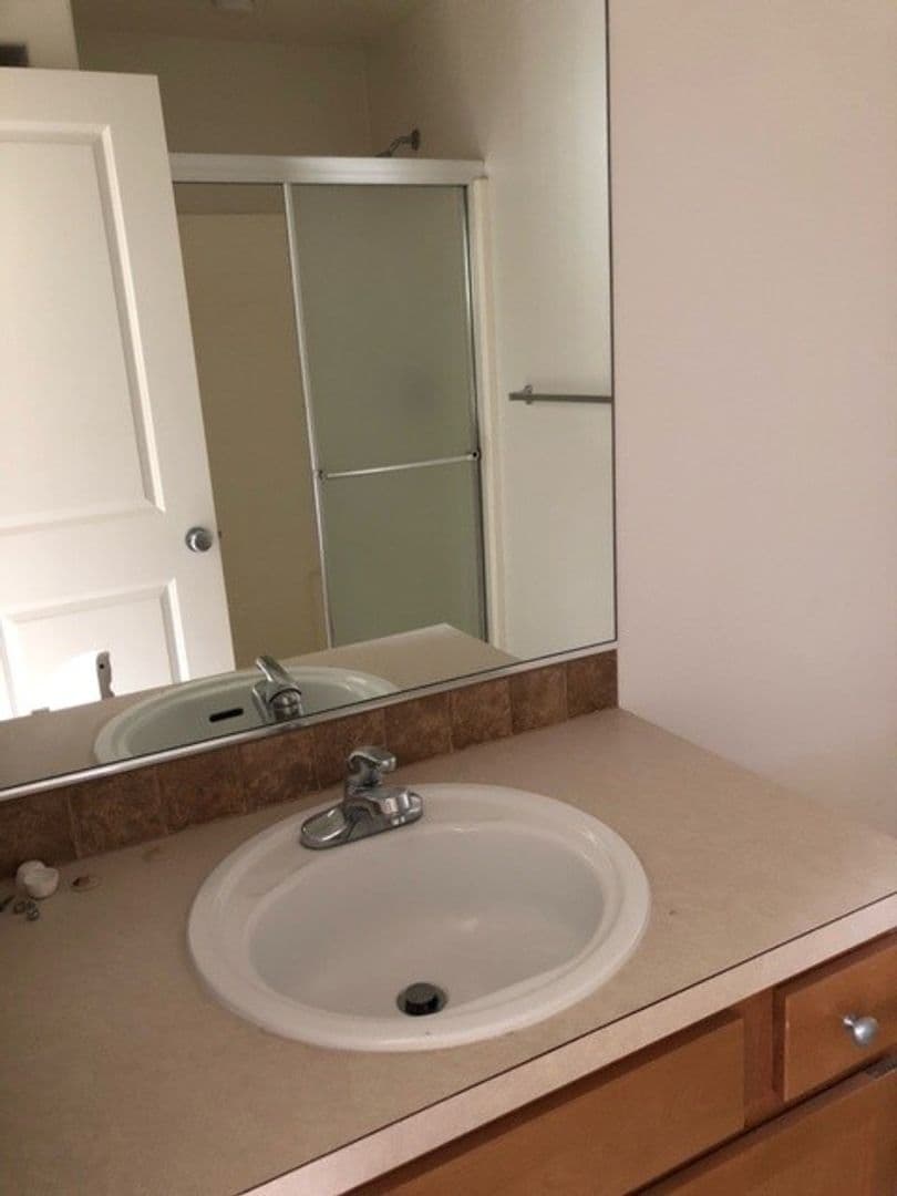 Beaverton Townhome: 15921 SW Mortondale Lane