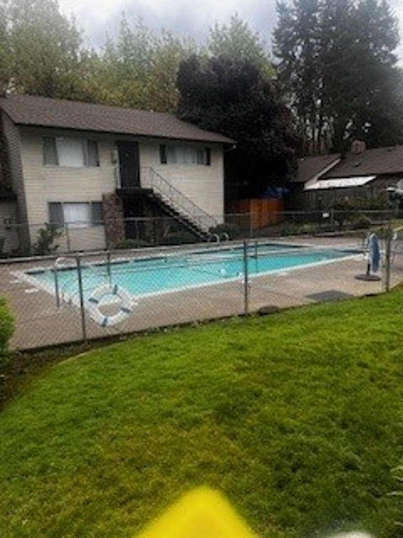 Aloha Apartment: 18700 SW Farmington Rd.