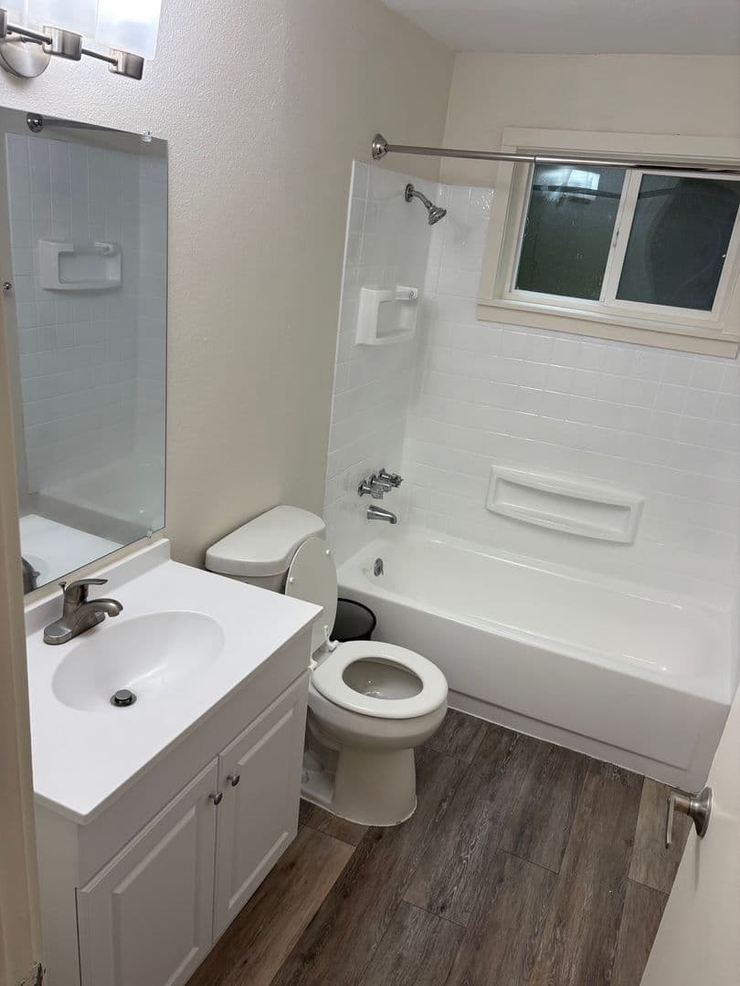 Tigard Apartment: 7582 SW Hunziker Road