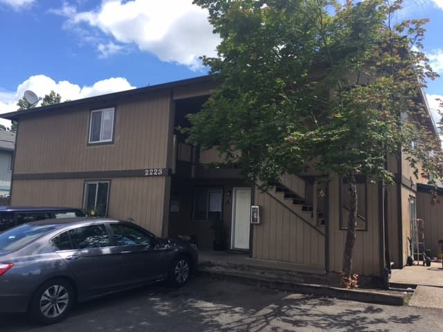 Forest Grove Condo: 2223 Hawthorne Street