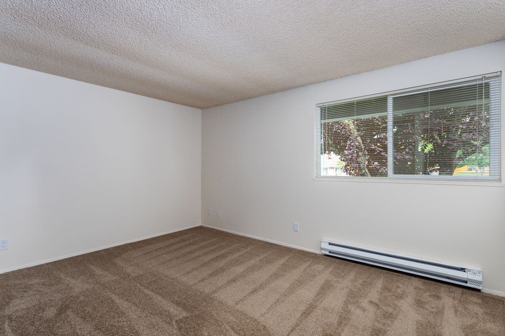 Beaverton Apartment: 9900 SW Conestoga Dr