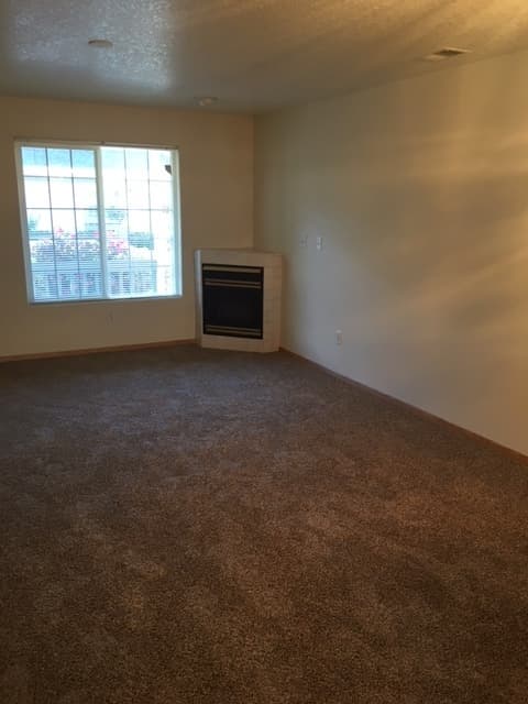 Hillsboro House: 6229 SE Mariner Way