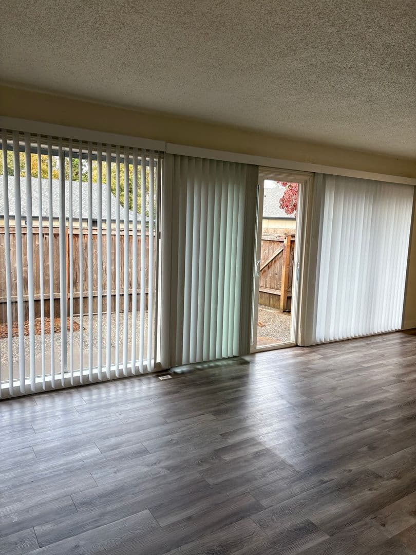 Tigard Apartment: 11575 SW Greenburg Rd. - 24