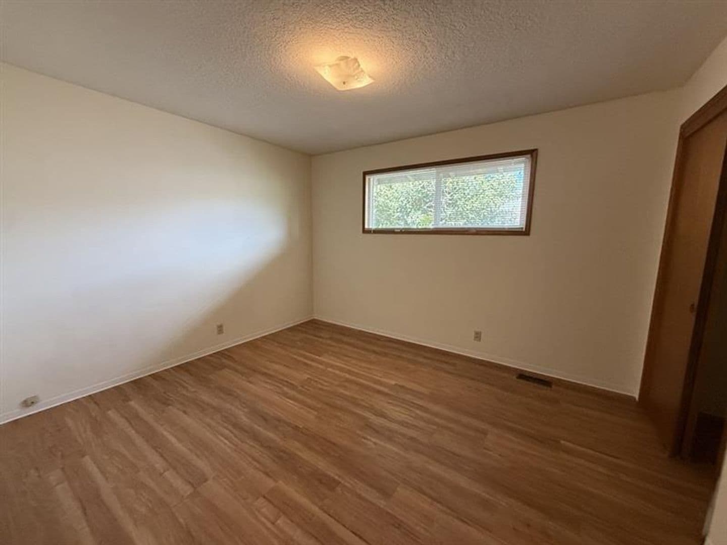 Hillsboro House: 1139 SE Baseline Street #2