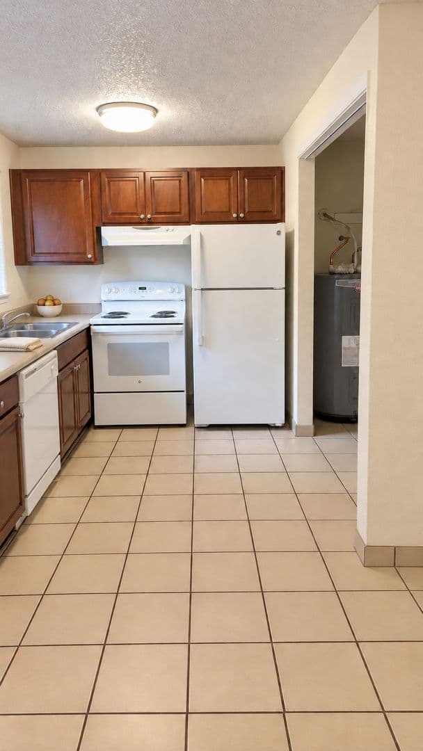 Oregon City Apartment: 469 Hilltop Avenue