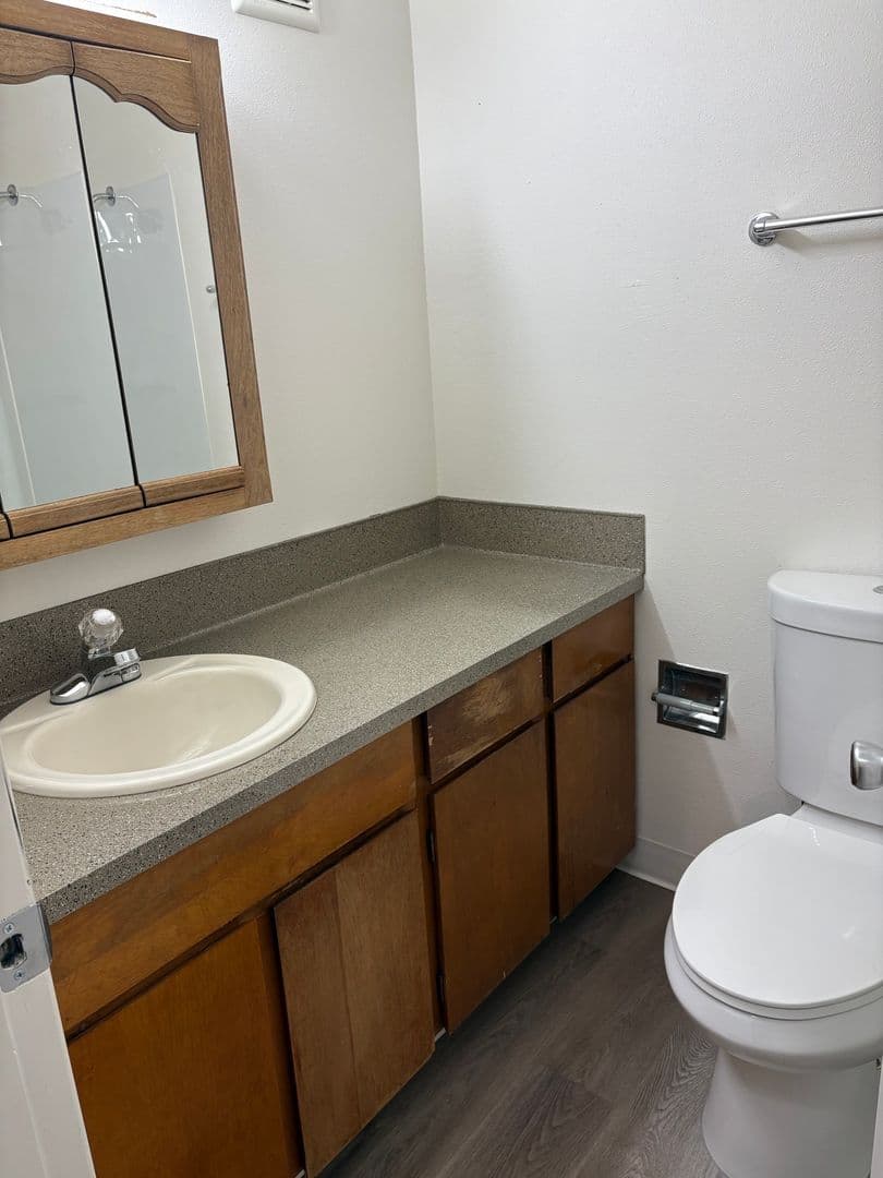 Tigard Apartment: 11575 SW Greenburg Rd. - 20