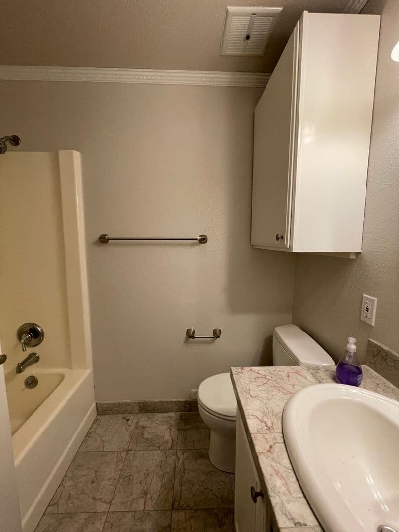 Beaverton Townhome: 11775 SW Boones Bend Drive
