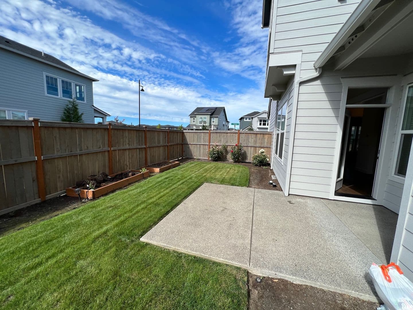 Hillsboro House: 7046 SE Chinquapin Drive