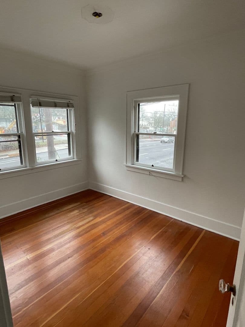 Portland Condo: 2442 SW 5th Avenue