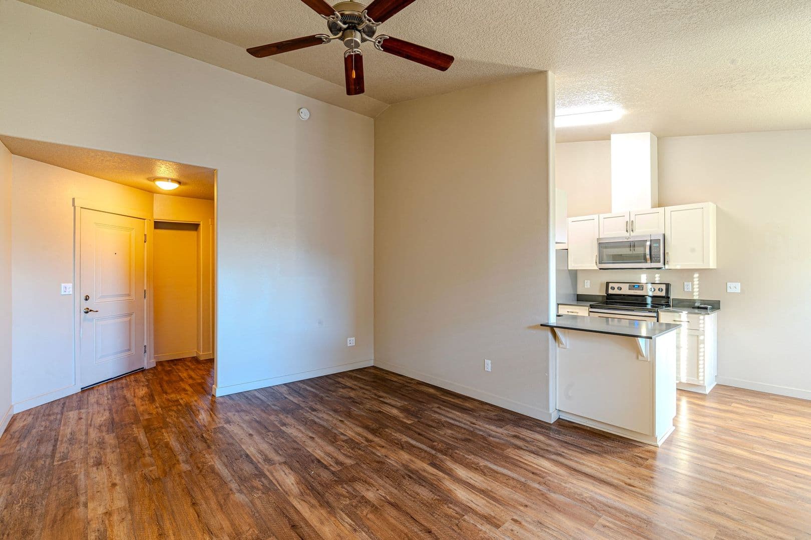 King City Apartment: 13060 SW Dickson Street