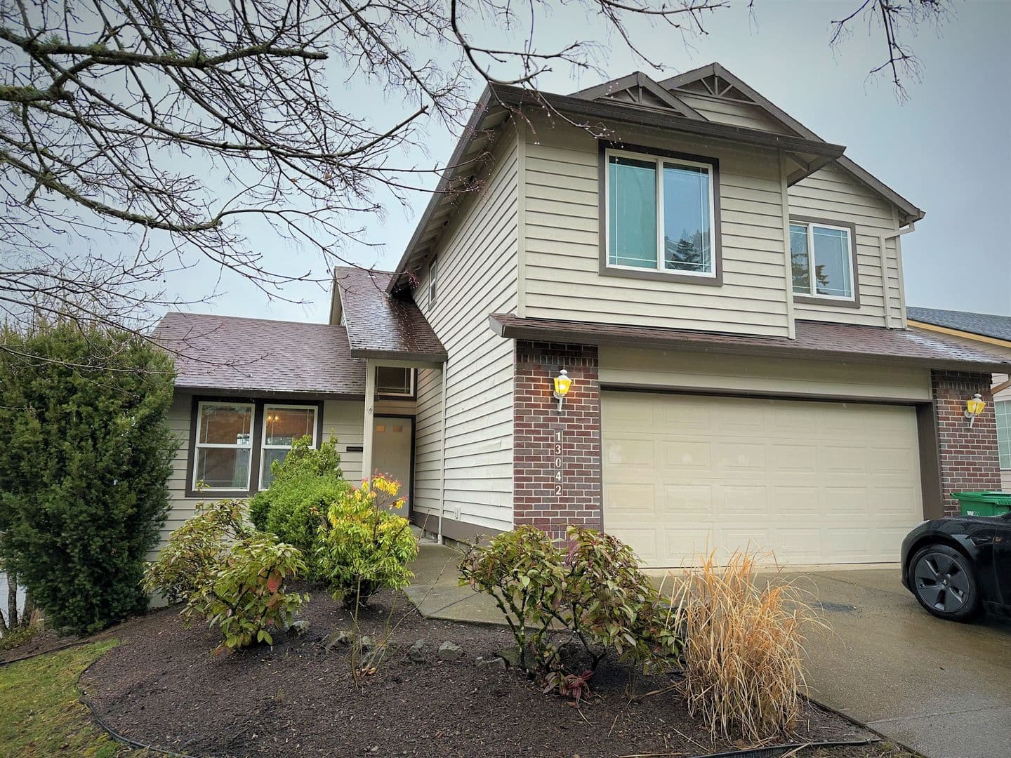 Tigard House: 13042 SW Mayview Way