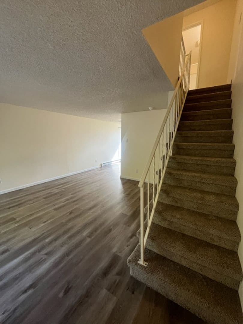 West Linn Apartment: 1777 Maple Street