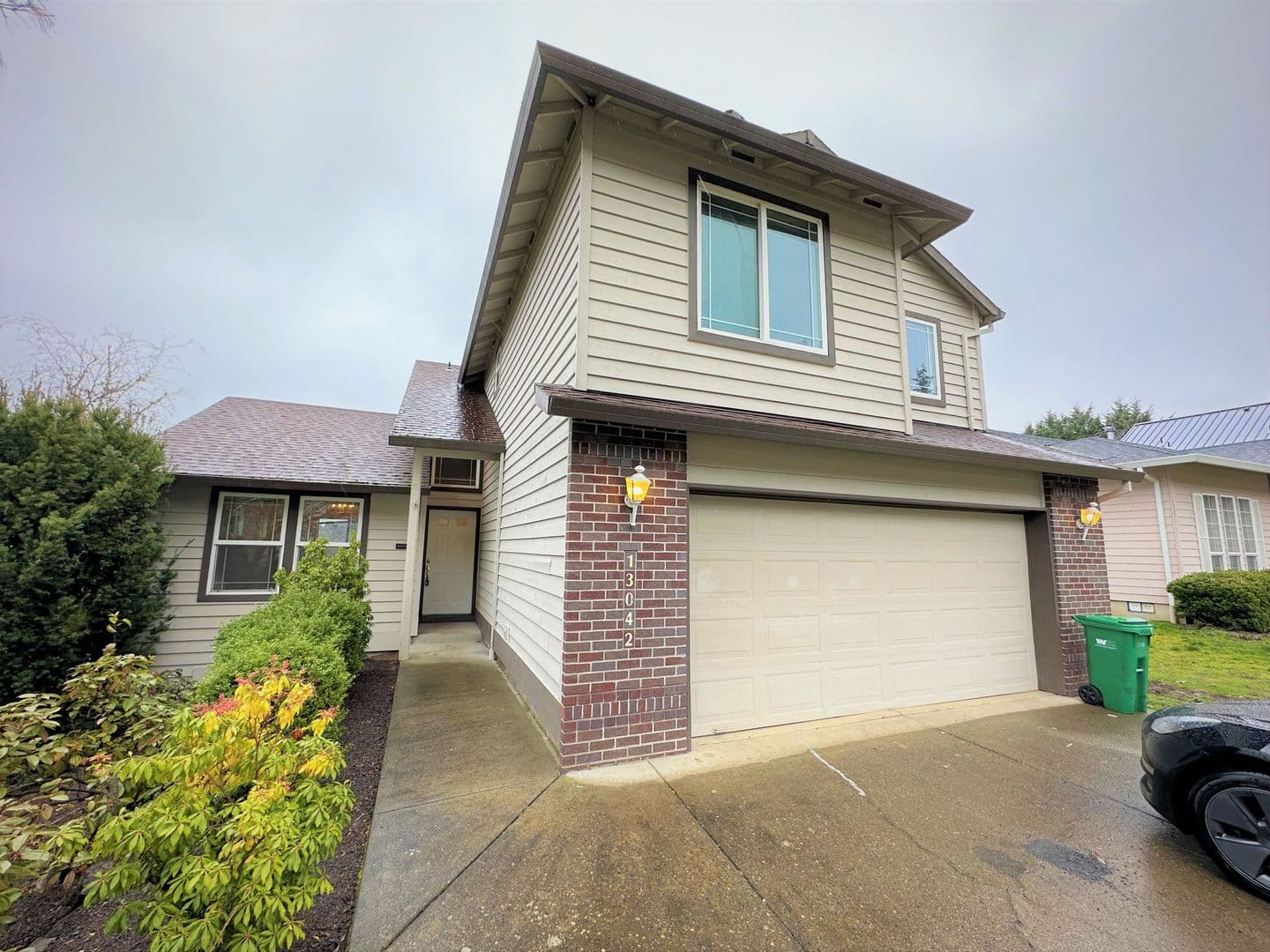 Tigard House: 13042 SW Mayview Way