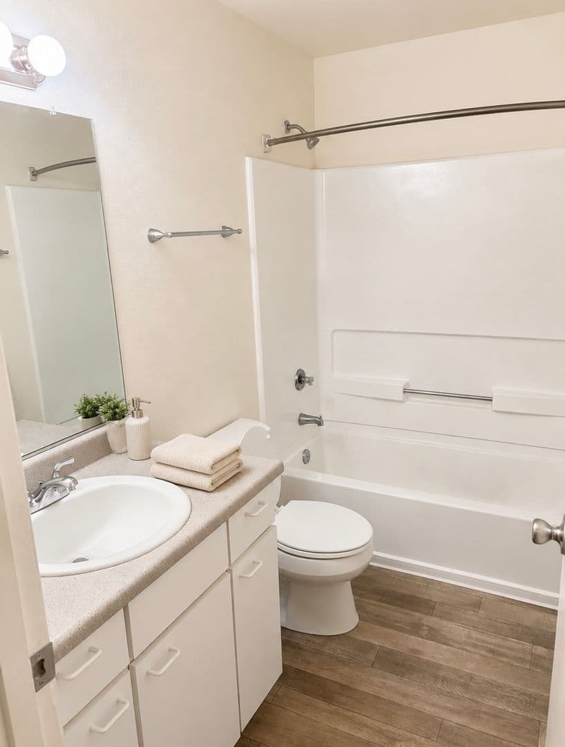 Milwaukie Apartment: 3624 SE Westview Ave.