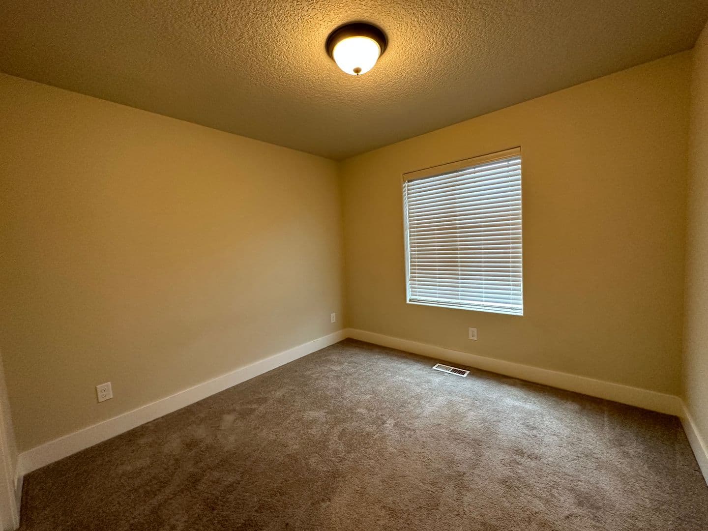 Sherwood House: 17157 SW Jean Louise Road