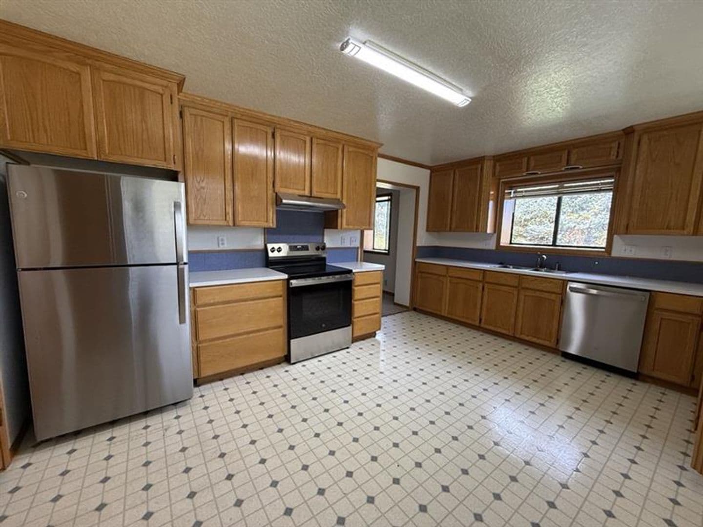 Gaston House: 412 Church Street