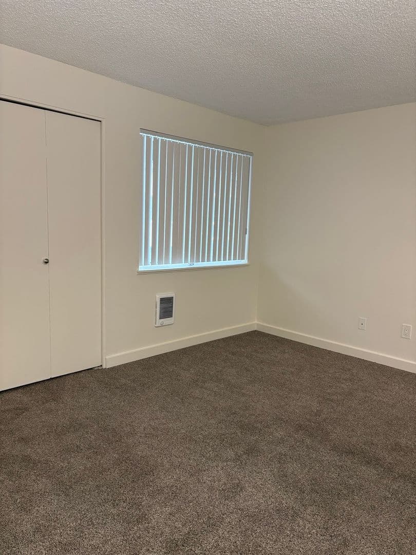 Tigard Apartment: 7582 SW Hunziker Road