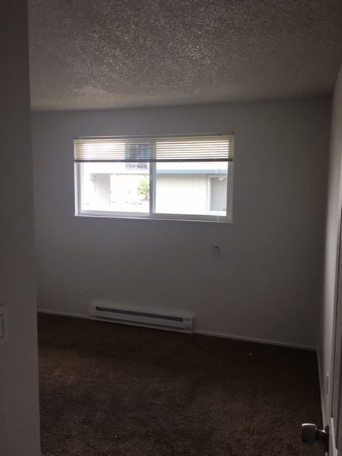 Forest Grove Condo: 2223 Hawthorne Street