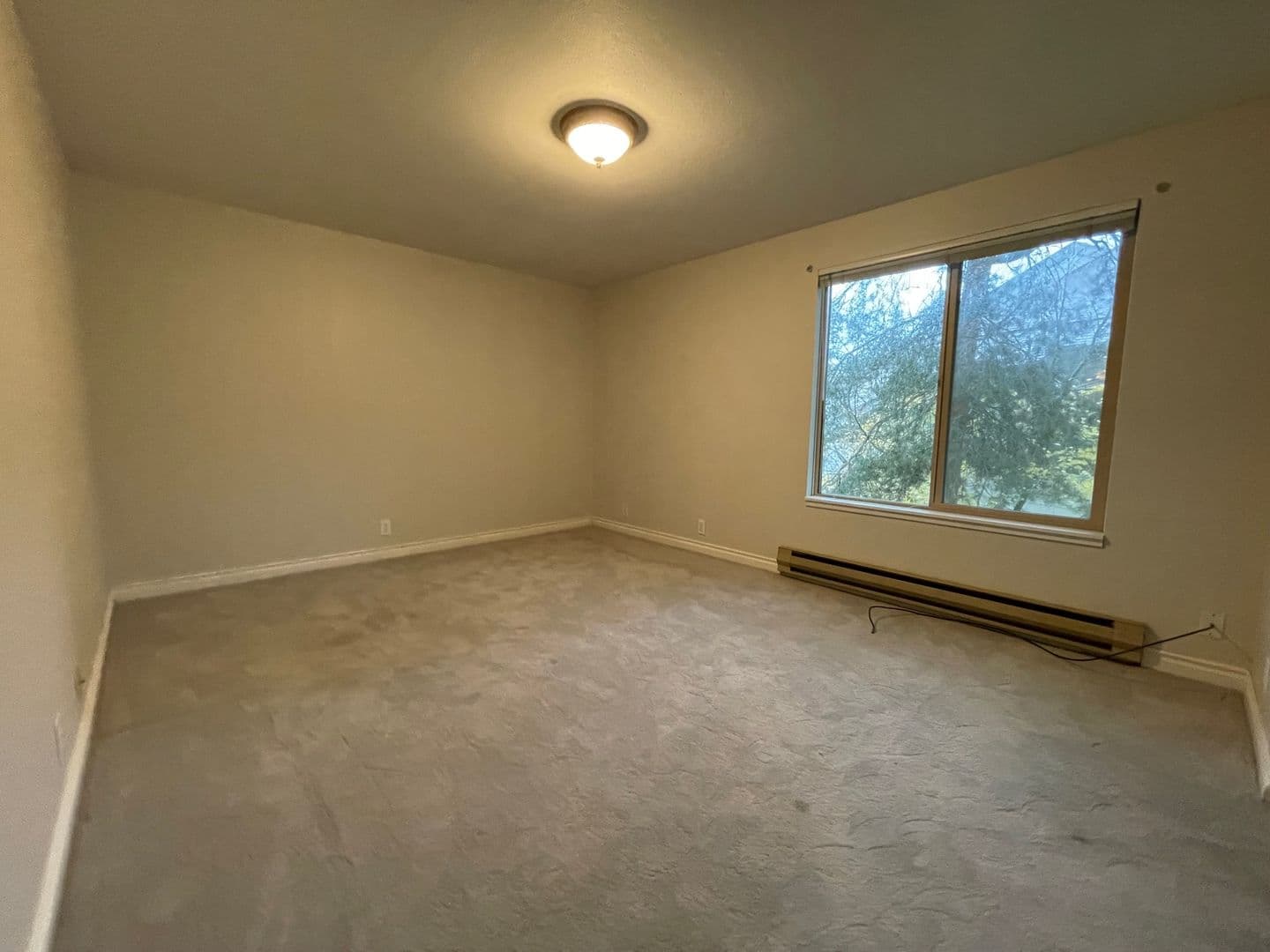 Beaverton Townhome: 11775 SW Boones Bend Drive