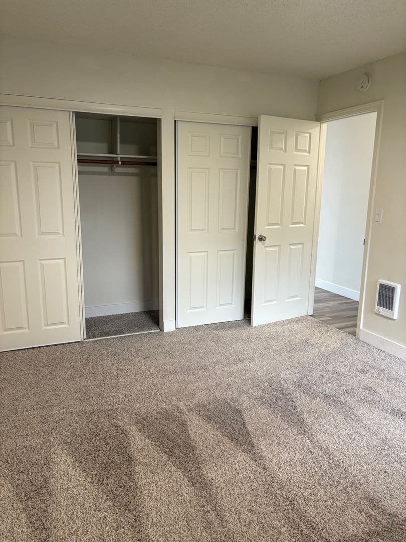 Tigard Apartment: 11575 SW Greenburg Rd. - 24