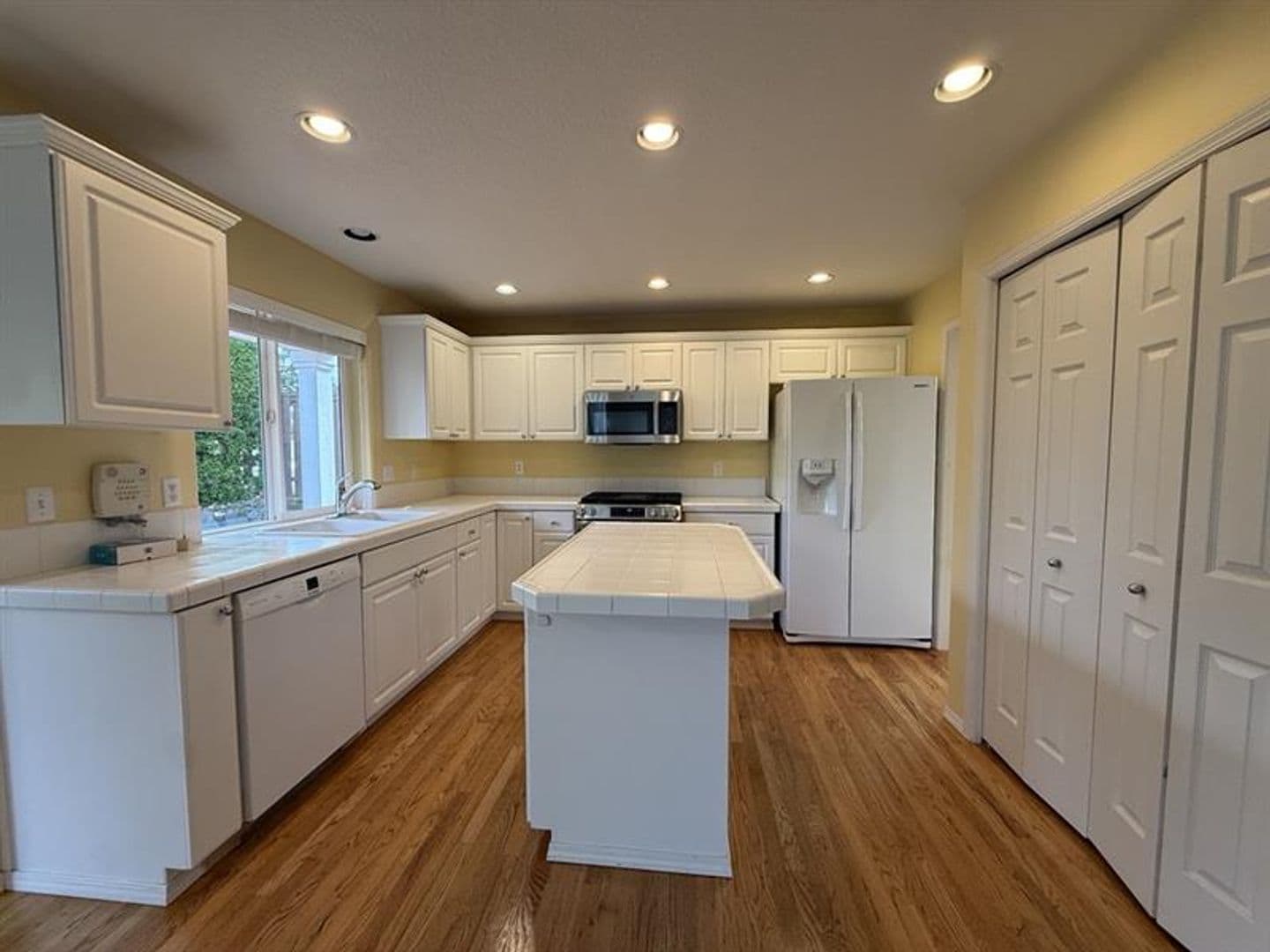 Beaverton House: 16525 NW Talkingstick Way