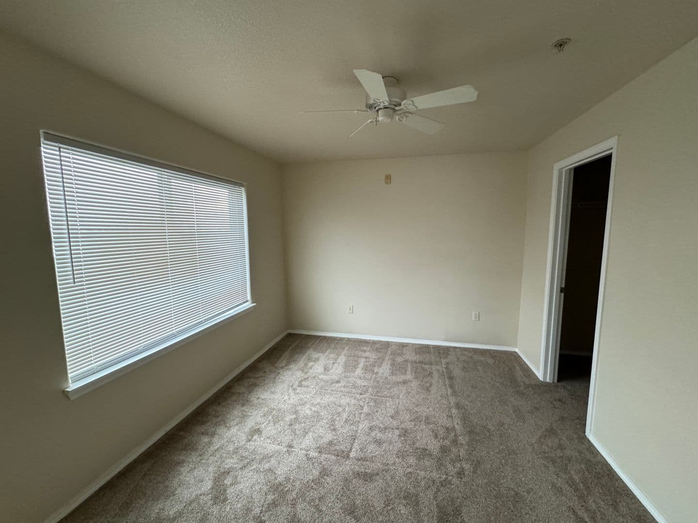 Portland Condo: 15320 NW Central Drive #326