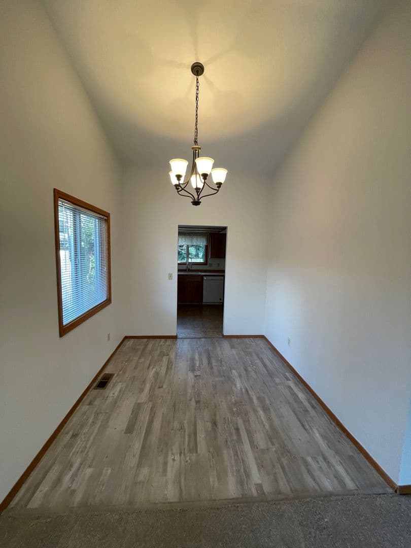 Portland House: 11032 SW 47th Avenue