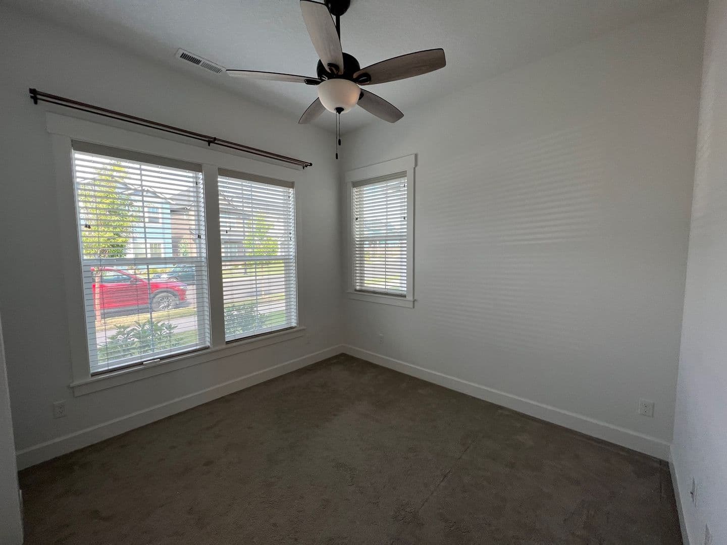 Hillsboro House: 7046 SE Chinquapin Drive