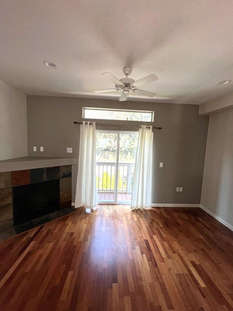Beaverton Condo: 10308 SW Hollyridge Lane