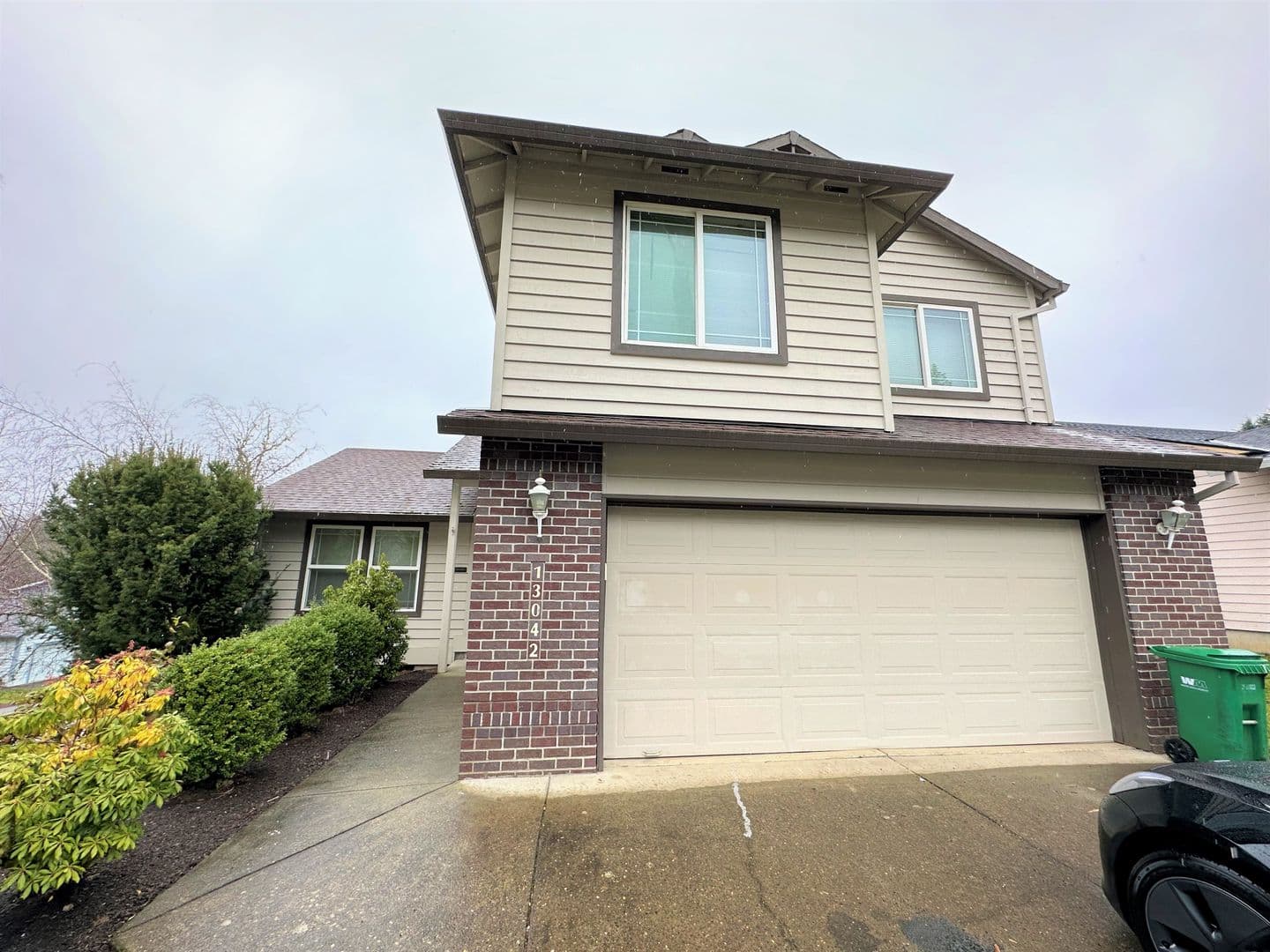 Tigard House: 13042 SW Mayview Way