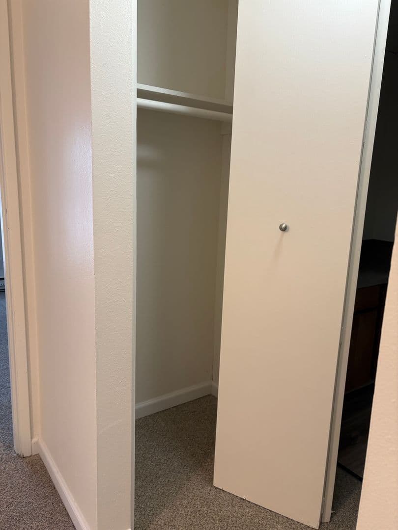 Tigard Apartment: 11575 SW Greenburg Rd. - 20