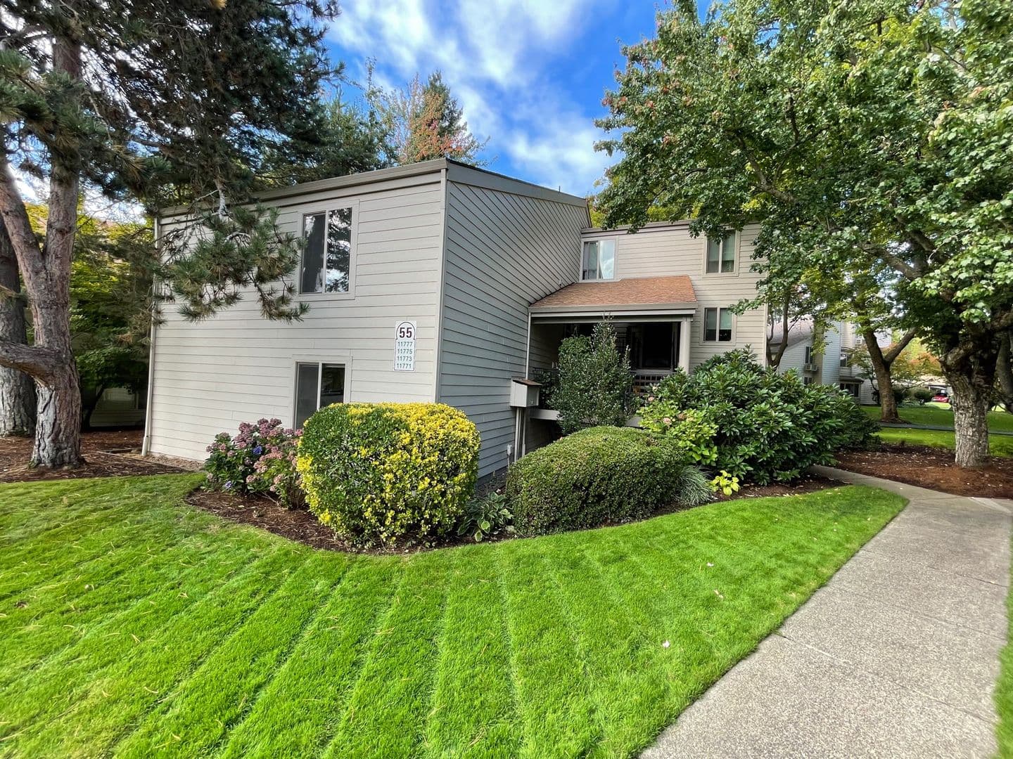 Beaverton Townhome: 11775 SW Boones Bend Drive