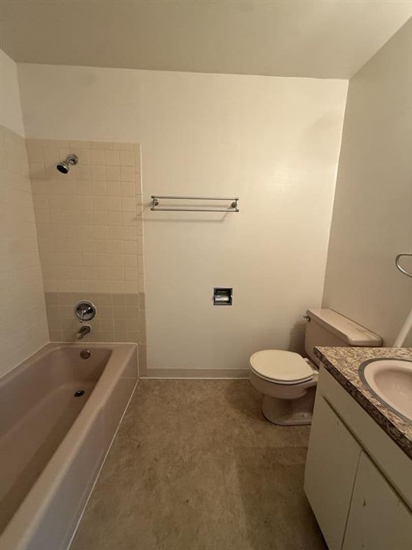 Hillsboro House: 4429 SE Witchhazel Road