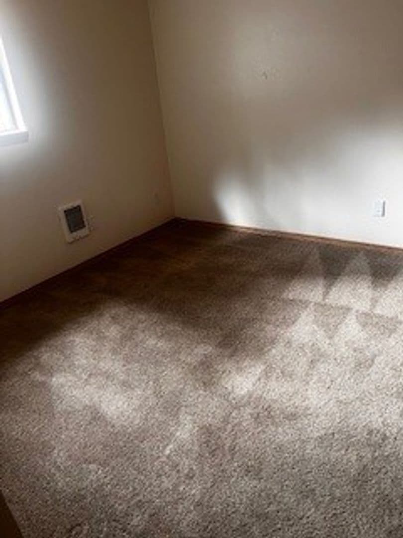 Aloha Apartment: 18700 SW Farmington Rd.