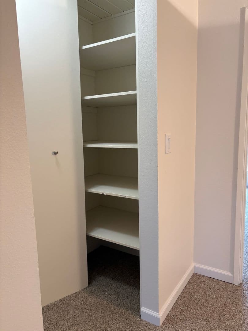 Tigard Apartment: 11575 SW Greenburg Rd. - 20