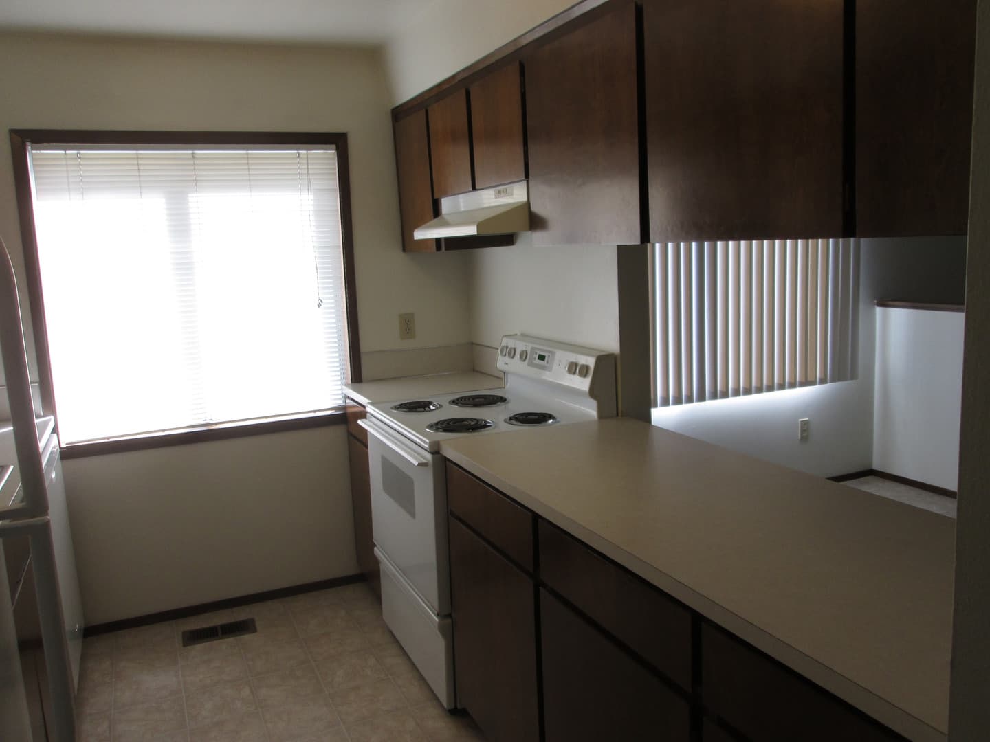 Hillsboro Condo: 2425 SE 53rd Ave