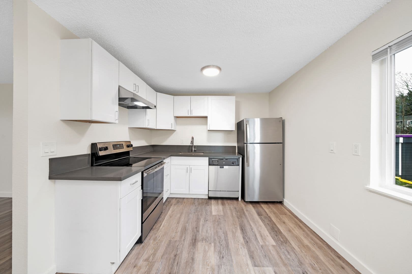 Tigard Apartment: 7582 SW Hunziker Road