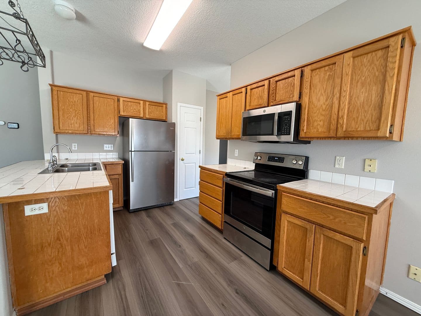 Hillsboro House: 3194 SE Tumblestone Drive