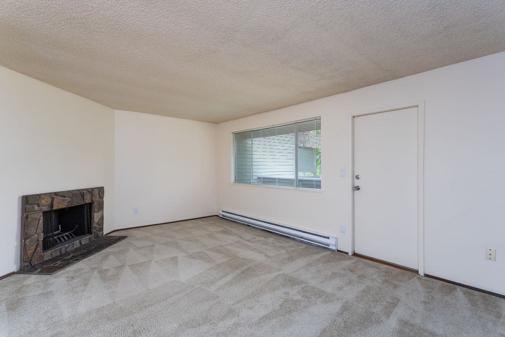 Beaverton Apartment: 9900 SW Conestoga Dr